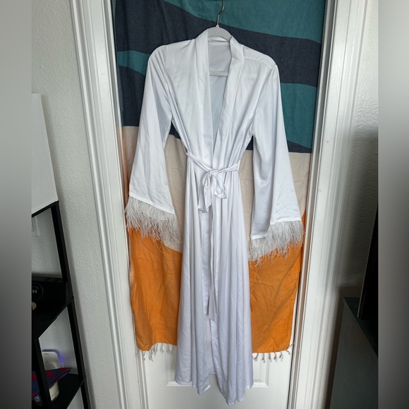 Bridal Robe - Picture 1 of 3